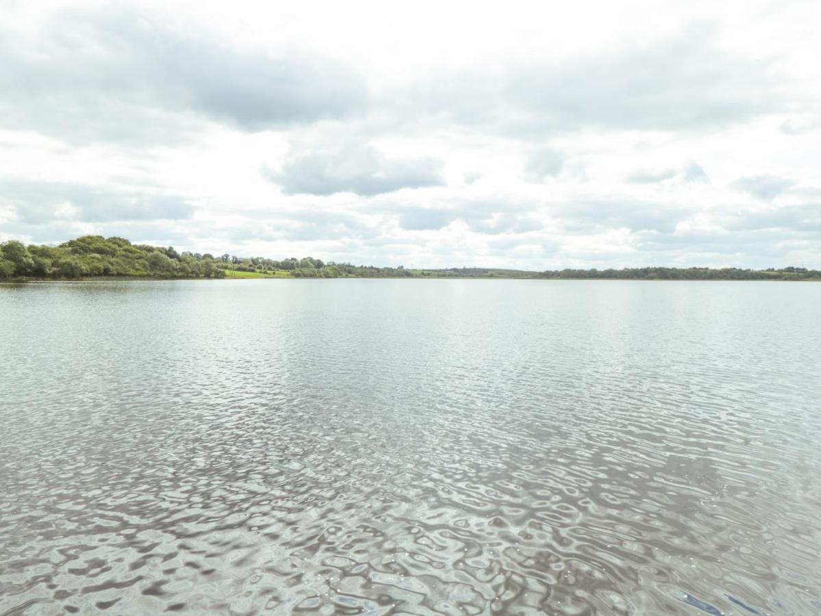 בויל Lakeside Cottage מראה חיצוני תמונה